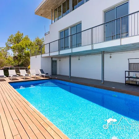 Stunning Views To Sea From Modern El Mirador Near Sitges *