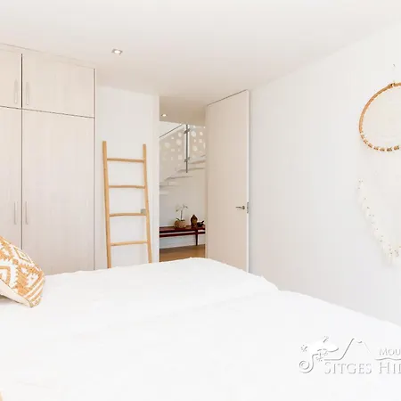 Stunning Views To Sea From Modern El Mirador Near Sitges Villa *