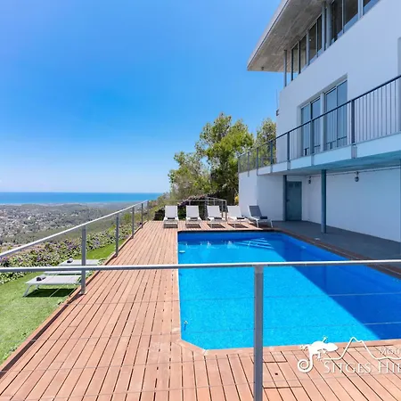 Stunning Views To Sea From Modern El Mirador Near Sitges *